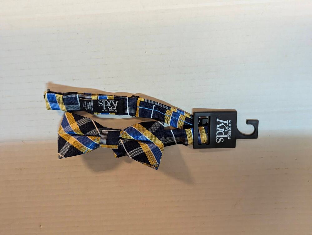 Nordstrom Kids Boys Plaid Pre-Tied Bow Tie Yellow Blue NWT